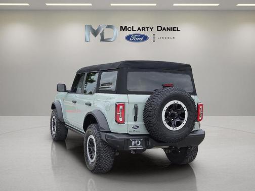 Cactus Green / Gray 2023 Ford Bronco Badlands