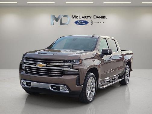 Metallic 2019 Chevrolet Silverado 1500 High Country