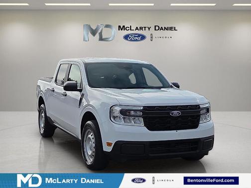 Oxford White 2022 Ford Maverick XL