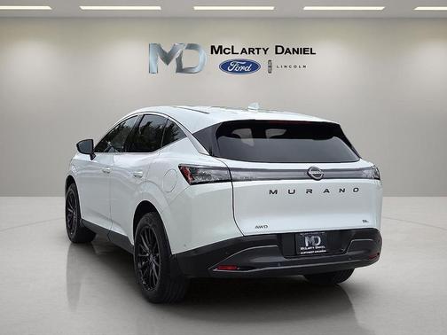 Everest White P 2025 Nissan Murano SL