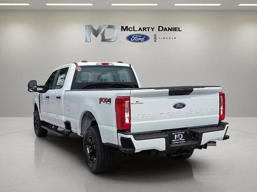 Oxford White 2026 Ford F-250 XL