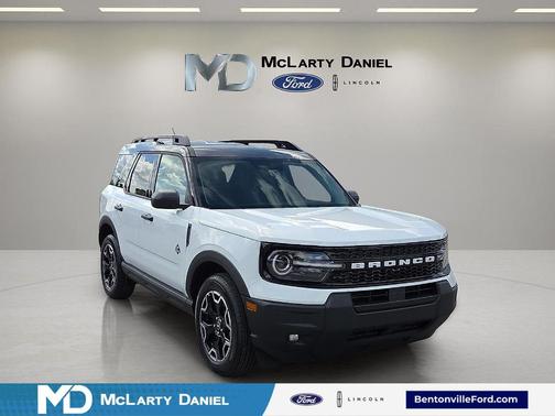 Oxford White 2026 Ford Bronco Sport Outer Banks