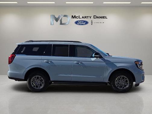 Glacier Gray Metallic 2026 Ford Expedition Active