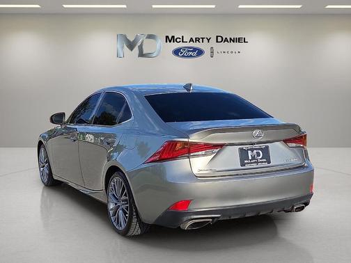2018 Lexus IS 300 Base