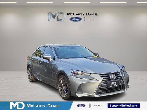 2018 Lexus IS 300 Base
