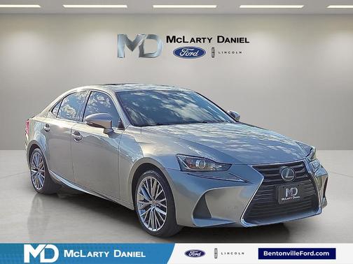 2018 Lexus IS 300 Base