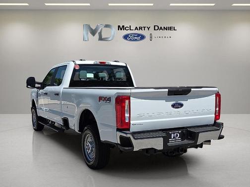 Oxford White 2026 Ford F-250 XL