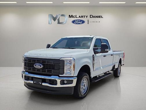 Oxford White 2026 Ford F-250 XL