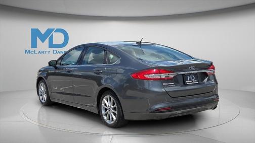 2017 Ford Fusion Hybrid SE
