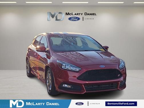 2018 Ford Focus ST Base