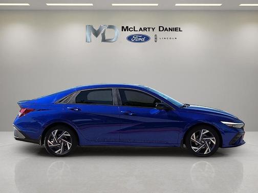 Intense Blue 2025 Hyundai ELANTRA SEL Sport