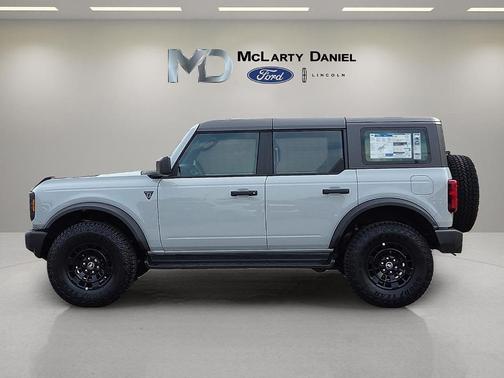 Avalanche 2026 Ford Bronco Base