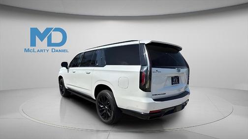 2024 Cadillac Escalade ESV Sport