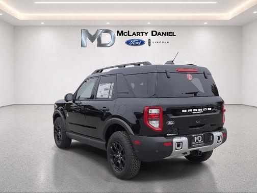 Shadow Black 2026 Ford Bronco Sport Outer Banks
