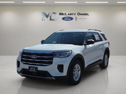 Star White 2026 Ford Explorer Active