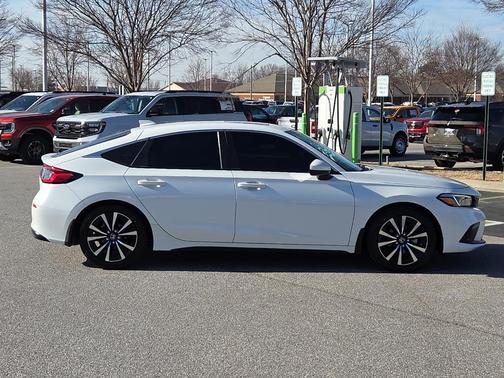 2023 Honda Civic EX-L