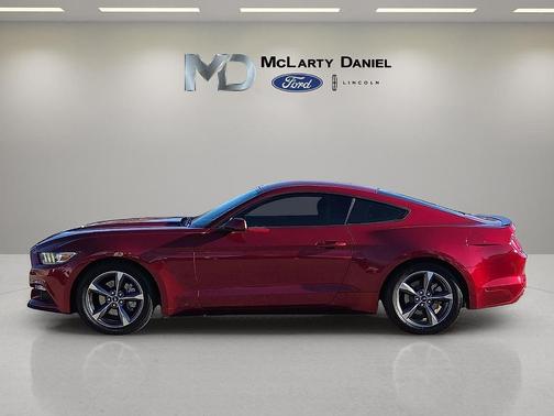 2016 Ford Mustang V6