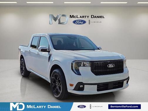 2025 Ford Maverick Lobo Standard