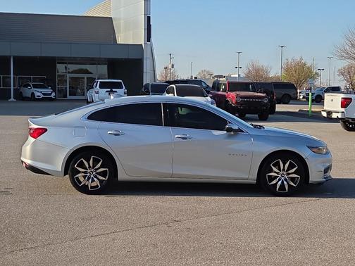 2016 Chevrolet Malibu 2LT