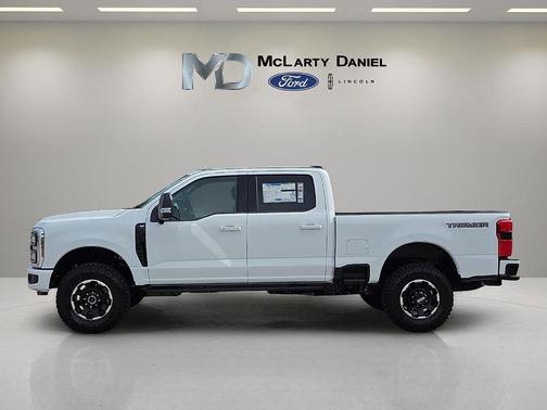 Oxford White 2026 Ford F-250 XLT