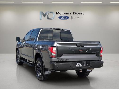2020 Nissan Titan PRO-4X