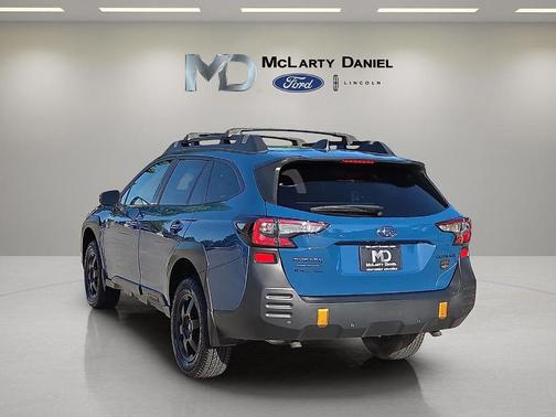 Geyser Blue 2024 Subaru Outback Wilderness