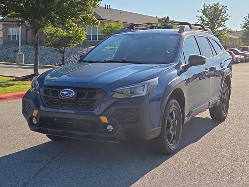Geyser Blue 2024 Subaru Outback Wilderness