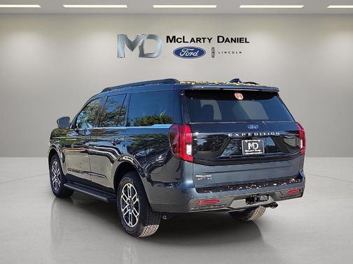 Stone Blue Metallic 2025 Ford Expedition Active