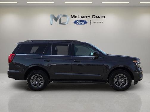 Dark Matter Gray Metallic 2026 Ford Expedition Active
