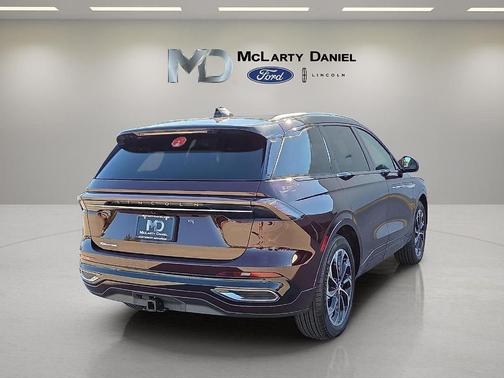 2025 Lincoln Nautilus Reserve