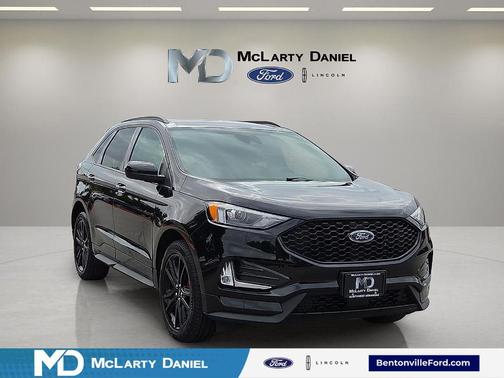 Black Metallic 2024 Ford Edge ST Line