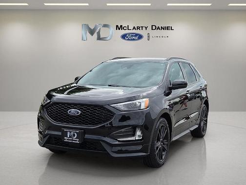 Black Metallic 2024 Ford Edge ST Line