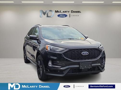 Black Metallic 2024 Ford Edge ST Line