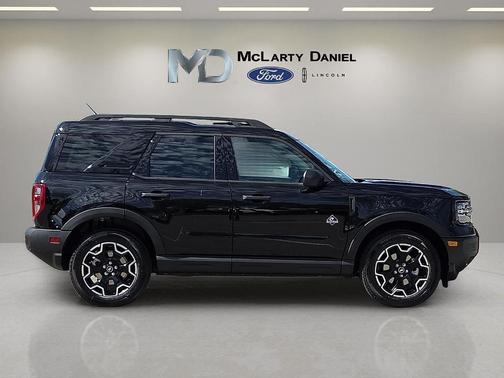Shadow Black 2026 Ford Bronco Sport Outer Banks