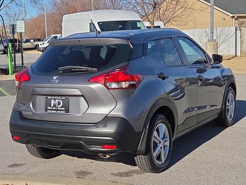 2018 Nissan Kicks S