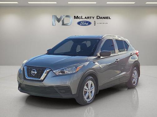 2018 Nissan Kicks S