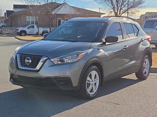 2018 Nissan Kicks S