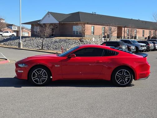 2021 Ford Mustang GT