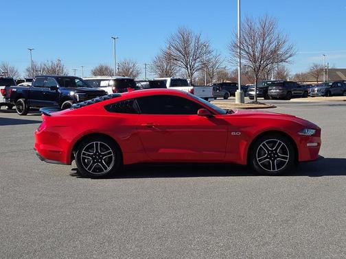 2021 Ford Mustang GT