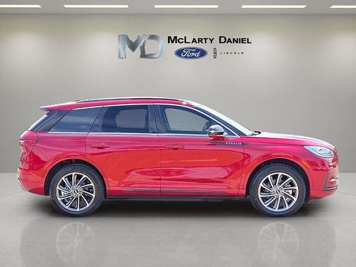 Red Carpet Metallic Tinted Clearcoat 2025 Lincoln Corsair Grand Touring