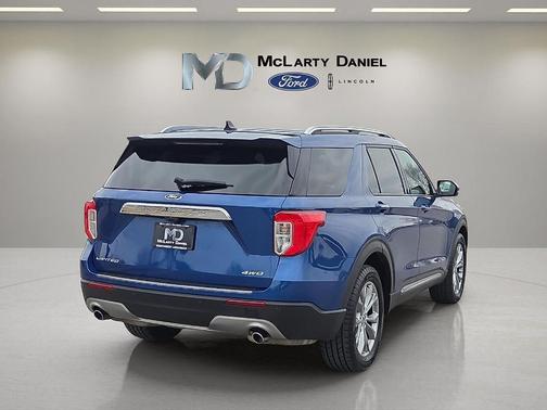 Blue Metallic 2021 Ford Explorer Limited