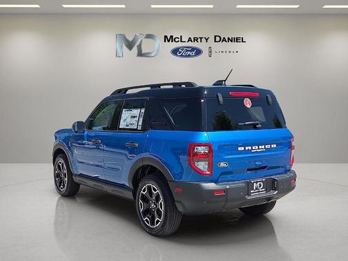 Velocity Blue Metallic 2026 Ford Bronco Sport Outer Banks