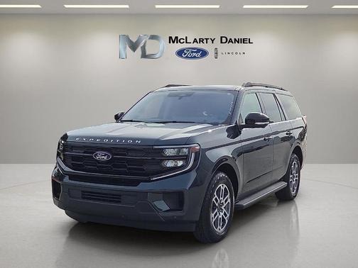 Blue Metallic 2025 Ford Expedition Active