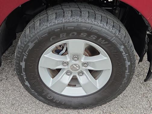 Delmonico Red Pearlcoat 2019 RAM 1500 Classic Tradesman