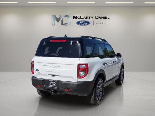 Oxford White 2024 Ford Bronco Sport Badlands