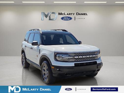 Oxford White 2024 Ford Bronco Sport Badlands