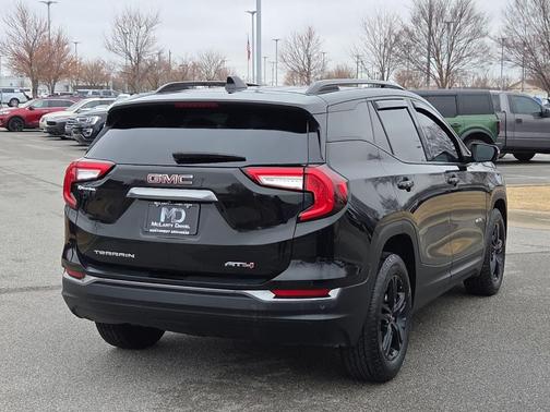 2024 GMC Terrain AT4