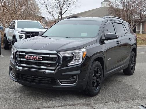 2024 GMC Terrain AT4