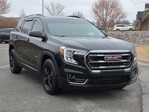 2024 GMC Terrain AT4