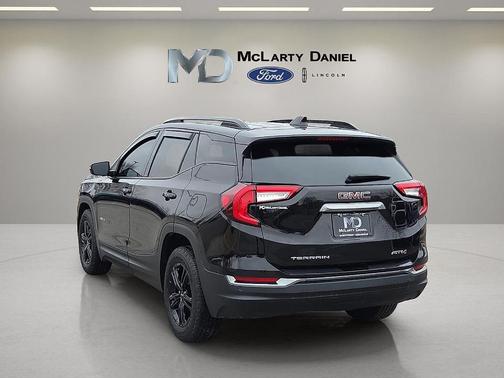 2024 GMC Terrain AT4